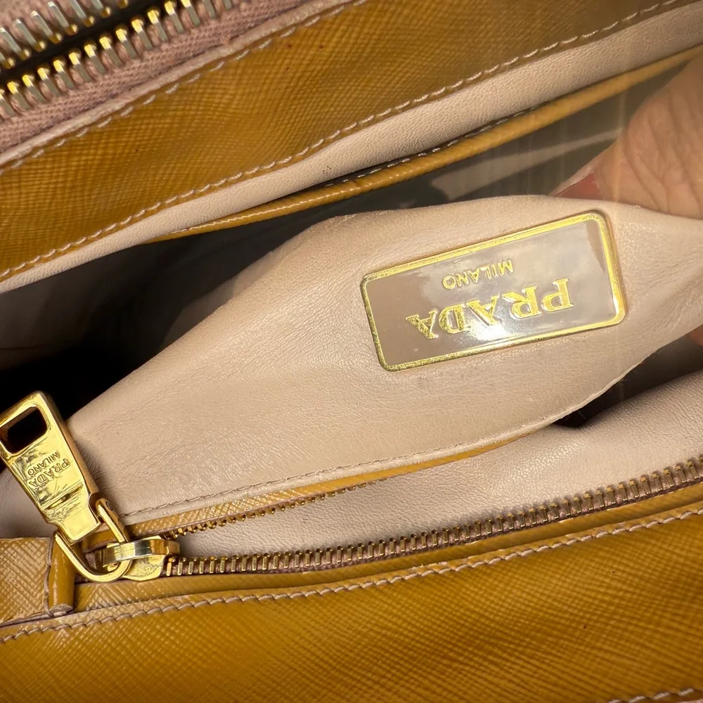 EUC! Prada Vintage Tan and Blue Studded Satchel Crossbody - Picture 5 of 7